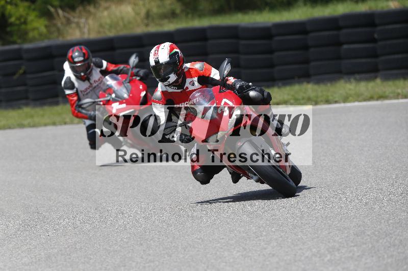 /27 12.06.2025 Ducati Schweiz Trackday Warmup  ADR/gruen-vert/37